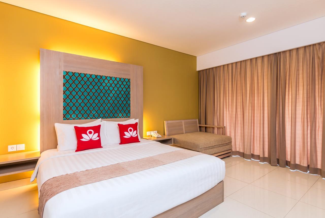 Zen Rooms Legian Corner Kuta  Exterior photo